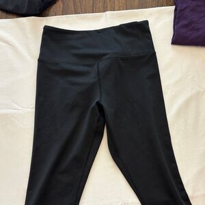 ZYIA Active Black capri Leggings
